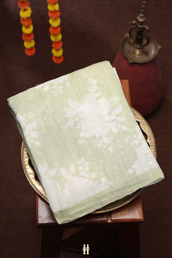 Bailu Silk Saree In Green With Chamki Work