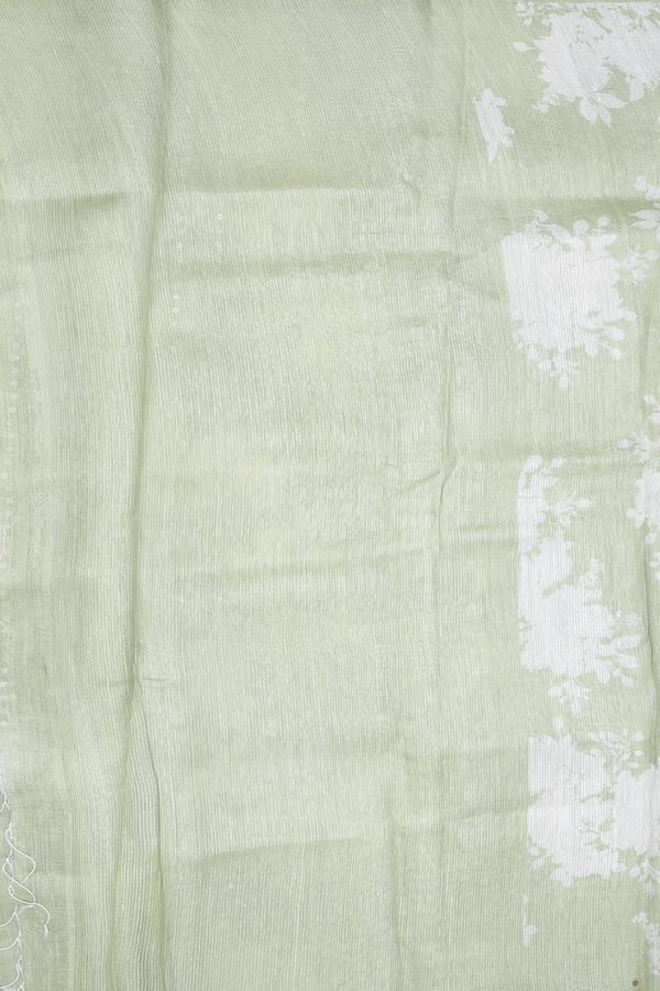 Bailu Silk Saree In Green With Chamki Work