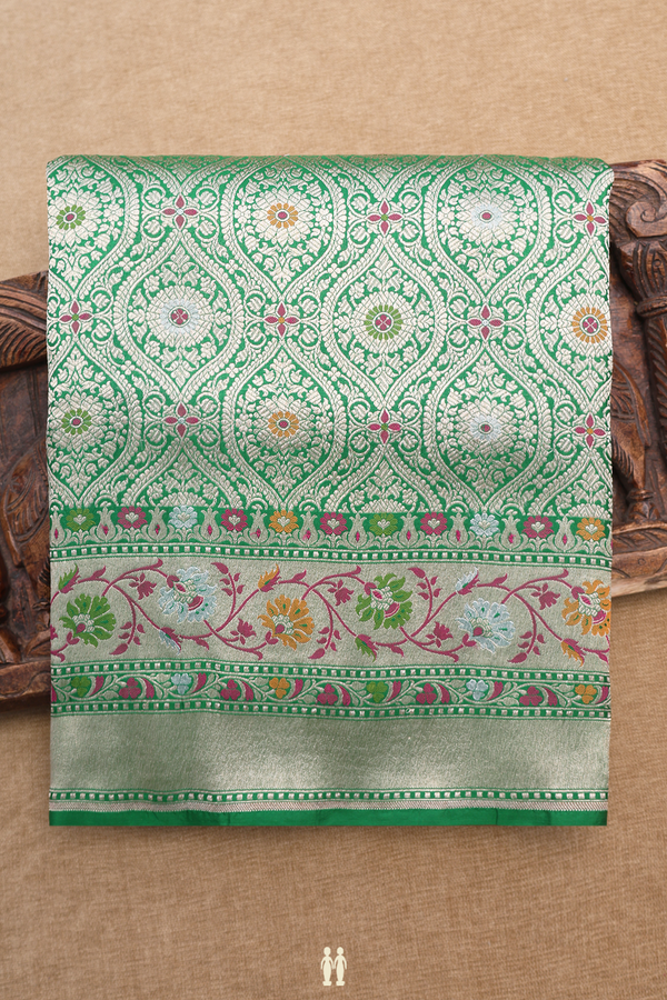 Banarasi Silk Saree In Bold Green With Allover Ogee Design