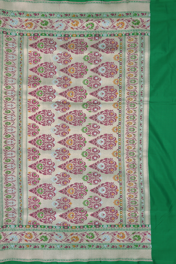 Banarasi Silk Saree In Bold Green With Allover Ogee Design