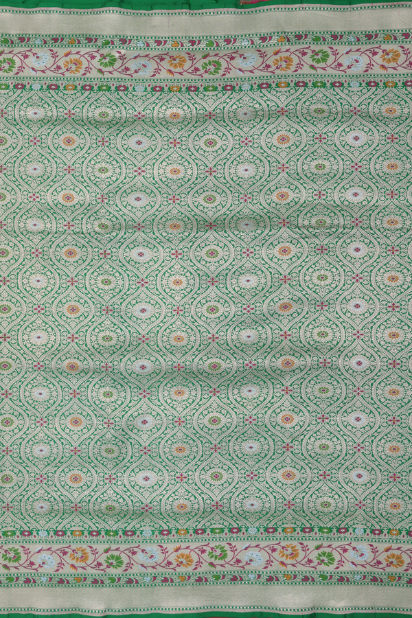 Banarasi Silk Saree In Bold Green With Allover Ogee Design