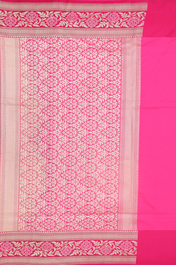 Banarasi Silk Saree In Dual Tone With Zari Buttis