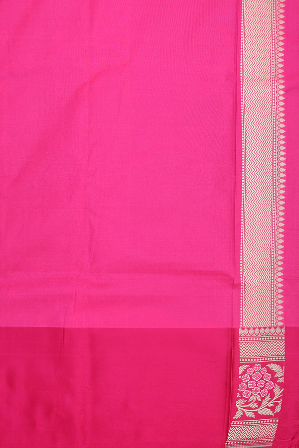 Banarasi Silk Saree In Dual Tone With Zari Buttis