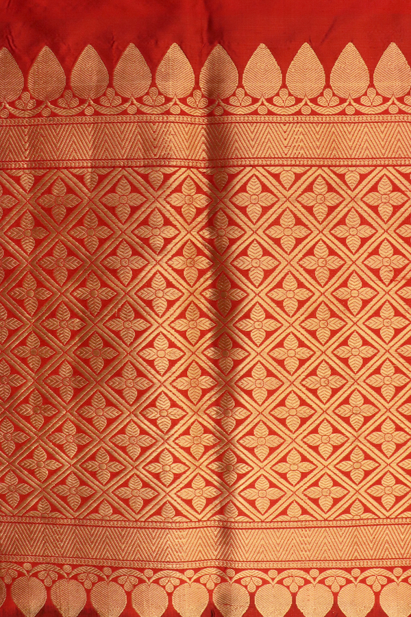 Banarasi Silk Saree In Indigo Blue With Thilagam Zari Motifs
