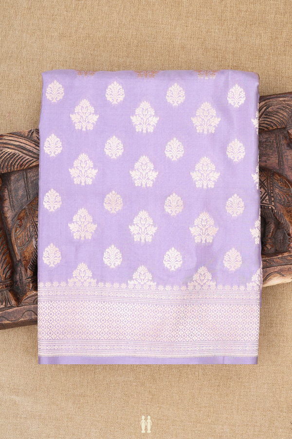 Banarasi Silk Saree In Light Purple With Floral Buttas