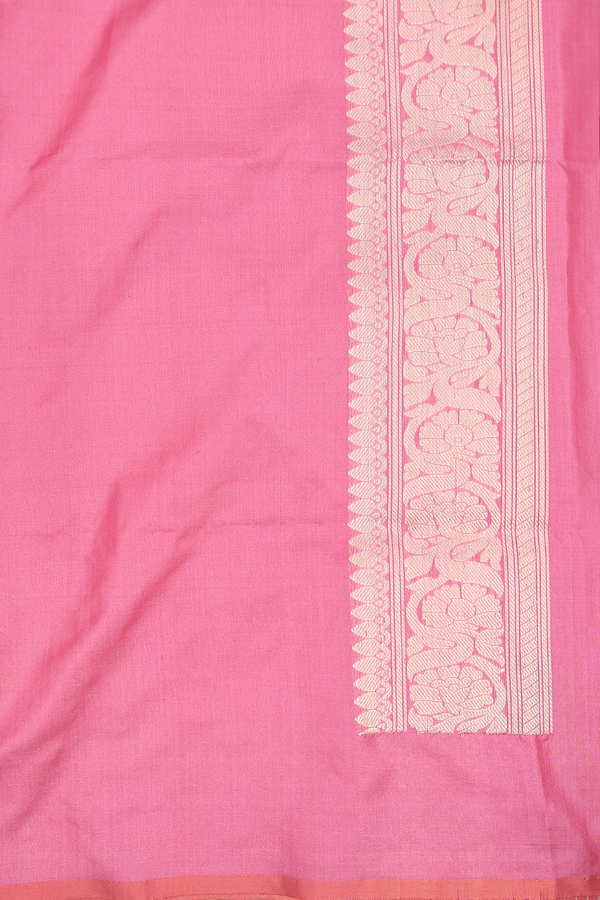 Banarasi Silk Saree In Pink With Floral Buttas