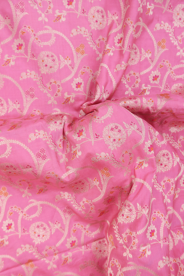 Banarasi Silk Saree In Pink With Floral Design