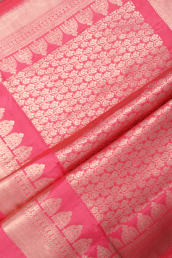 Banarasi Silk Saree In Pink With Zari Buttas
