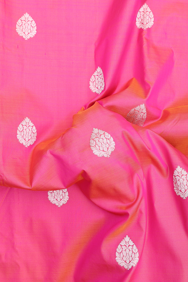 Banarasi Silk Saree In Dual Tone With Zari Buttas