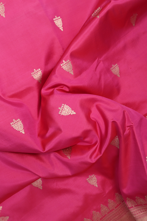 Banarasi Silk Saree In Pink With Zari Buttas