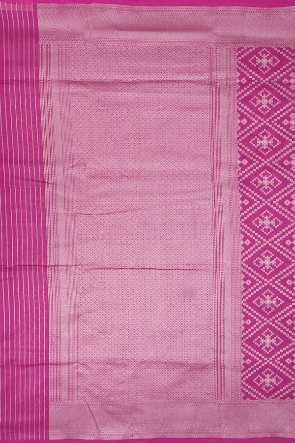 Banarasi Silk Saree In Purple Rose With Diamond Design