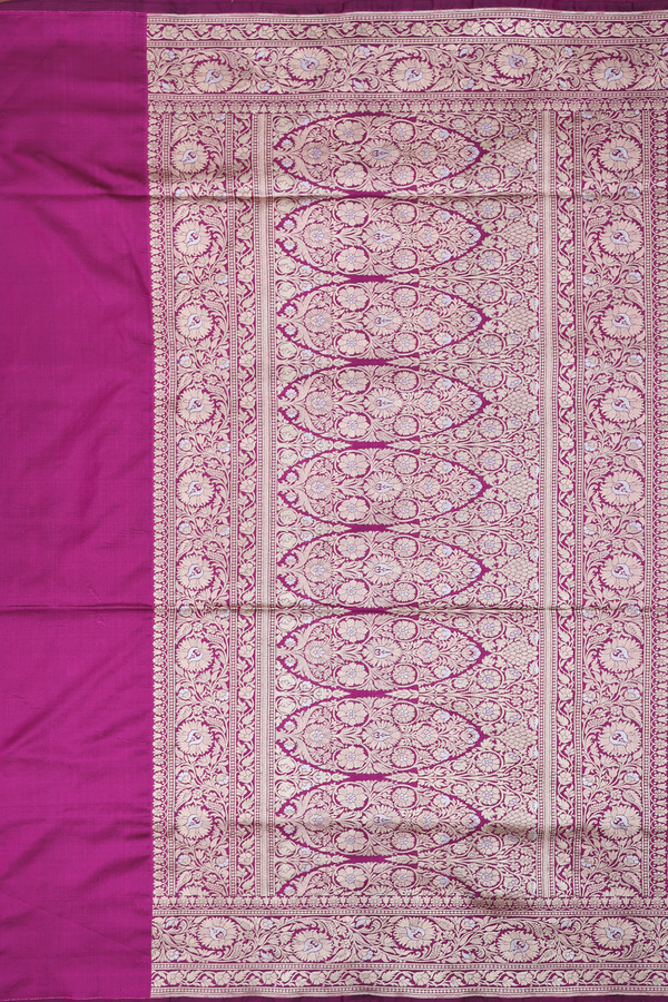 Banarasi Silk Saree In Purple With Ogee Design