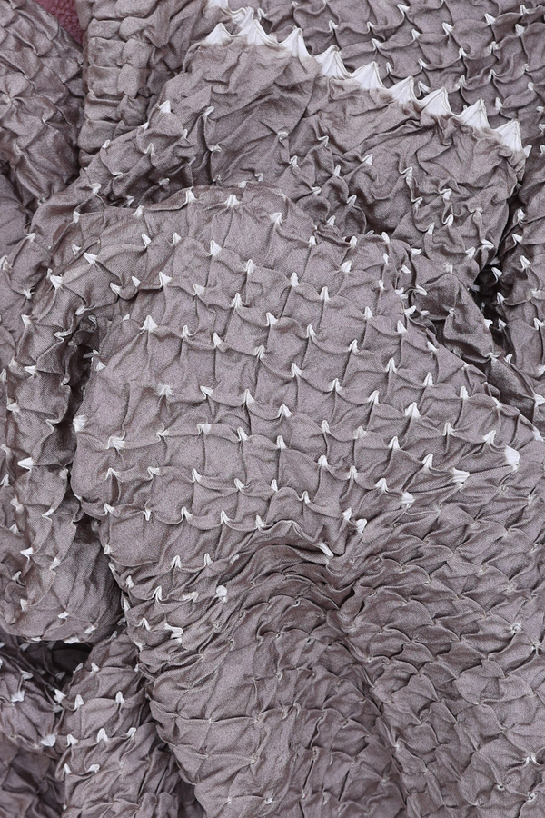 Bandhani Silk Saree In Dusty Grey With Tie And Dye Design