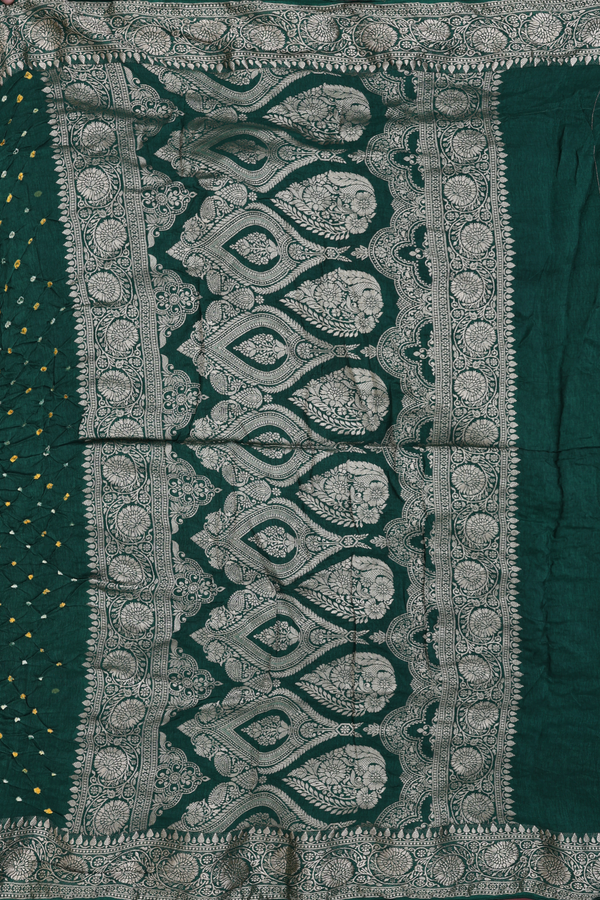 Bandhani Silk Saree In Forest Green With Tie And Dye Design