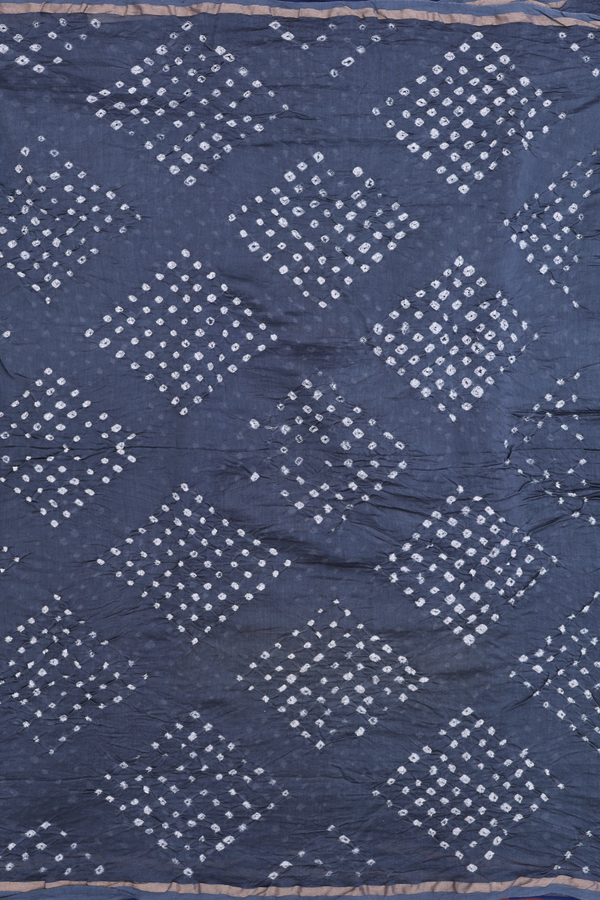 Bandhani Silk Saree In Grey With Tie And Dye Design
