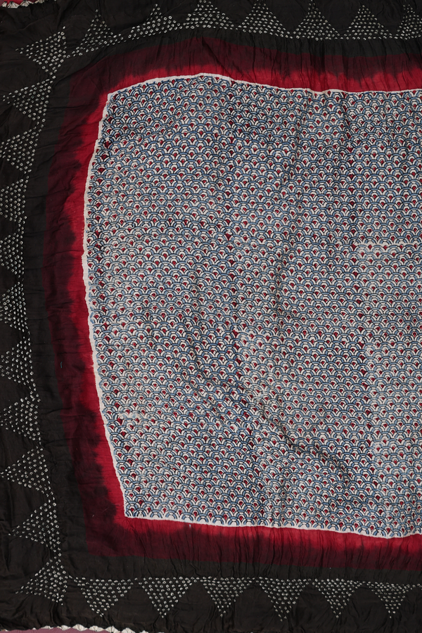 Bandhani Silk Saree In Multicolor With Scallop Design