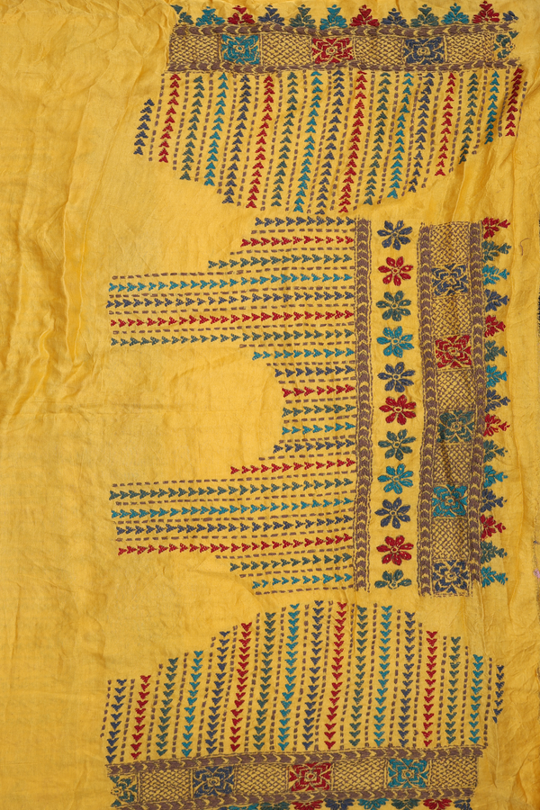 Bandhani Silk Saree In Dark Olive Green With Tie And Dye Design