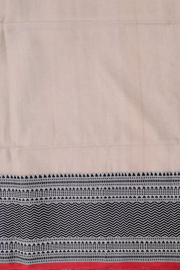 Tussar Saree In Cream Color With Threadwork Border