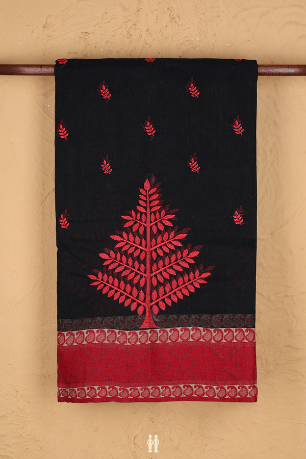 Bengal Cotton Saree In Black With Leaf Buttas