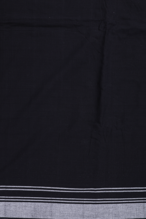 Bengal Cotton Saree In Black With Threadwork Buttas