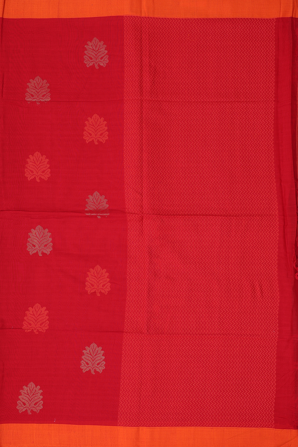 Bengal Cotton Saree In Chilli Red With Allover Motifs