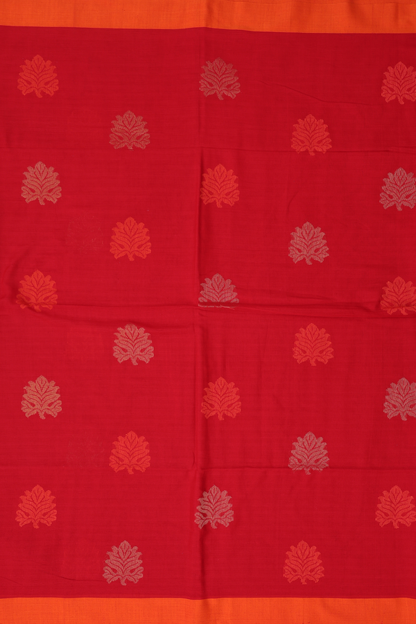 Bengal Cotton Saree In Chilli Red With Allover Motifs