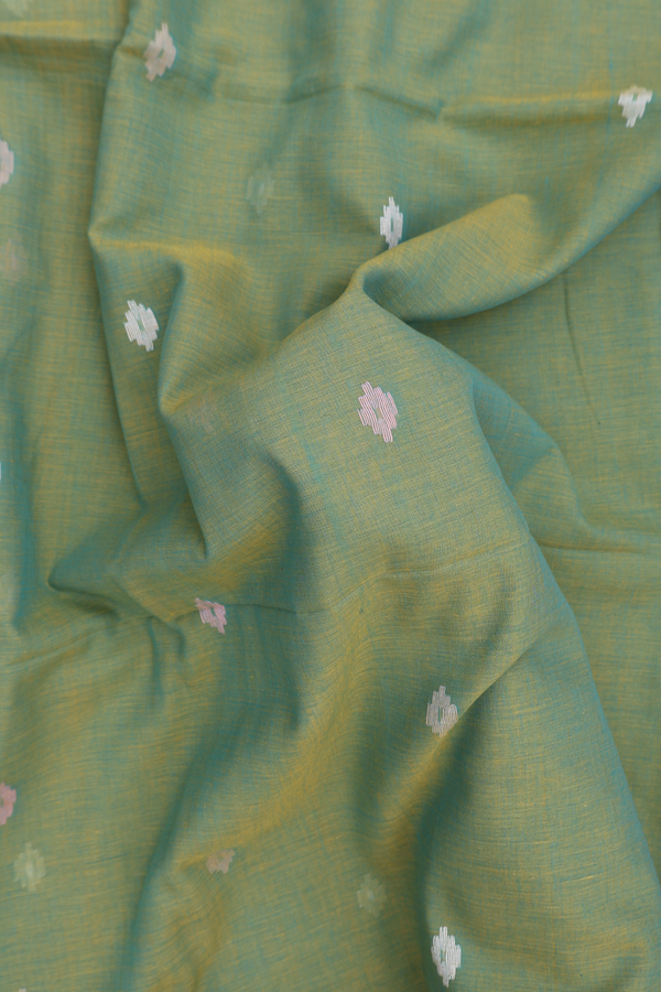 Bengal Cotton Saree In Green With Threadwork Buttas