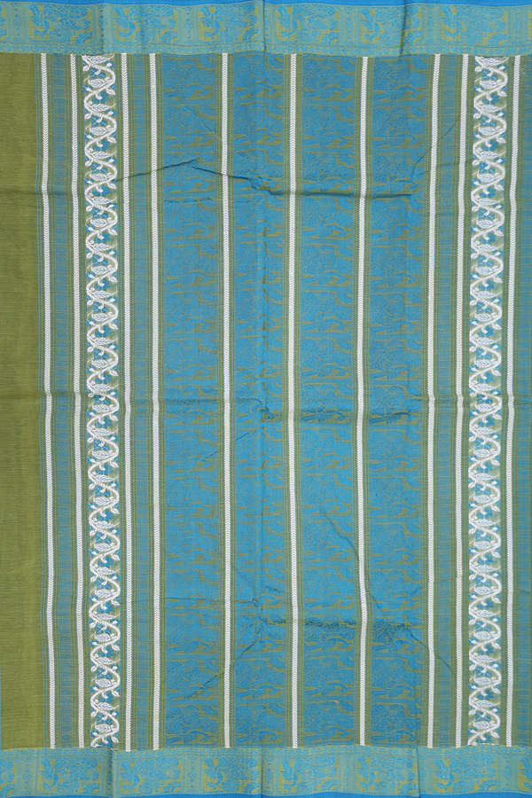 Bengal Cotton Saree In Fern Green With Threadwork Buttas