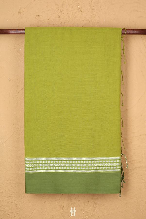 Bengal Cotton Saree In Green With Threadwork Border