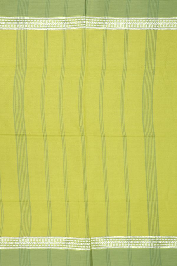 Bengal Cotton Saree In Green With Threadwork Border