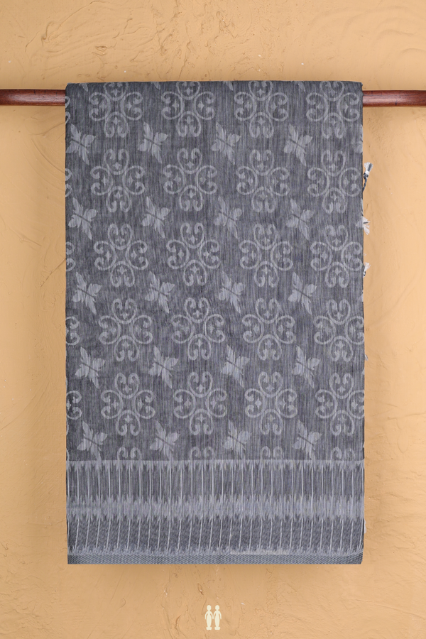 Bengal Cotton Saree In Grey With Allover Design