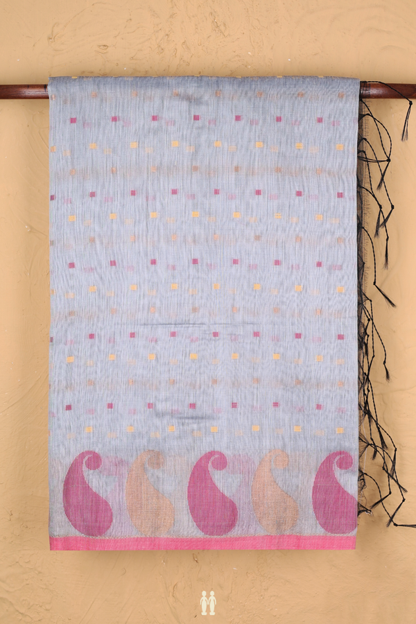 Bengal Cotton Saree In Grey With Threadwork Buttas