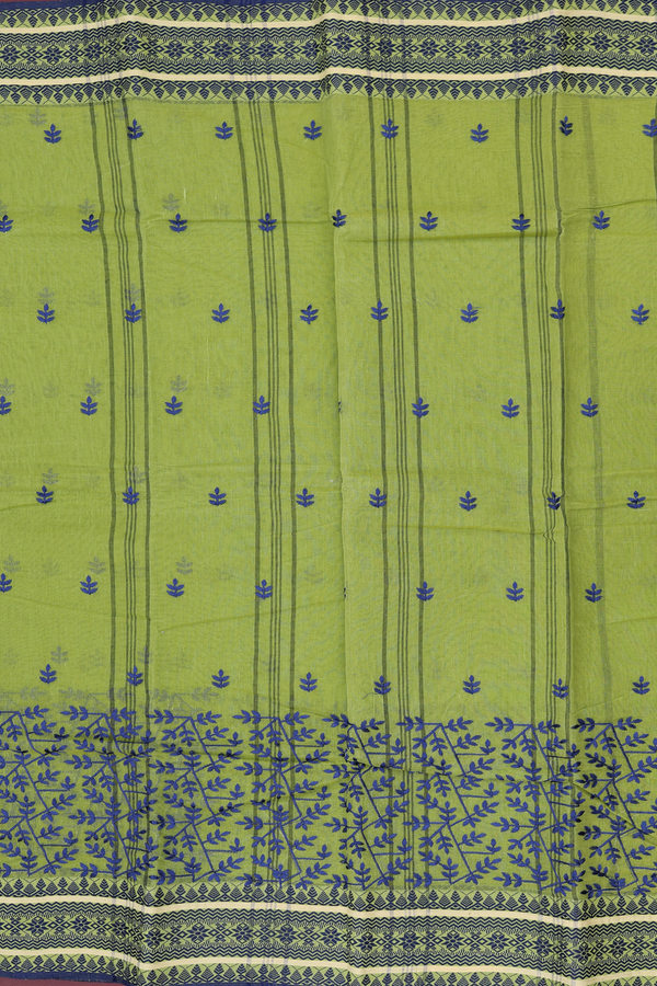 Bengal Cotton Saree In Green With Leaf Buttas