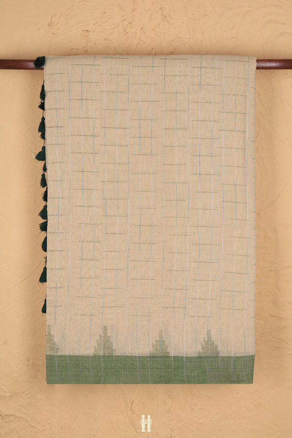 Bengal Cotton Saree In Pastel Brown With Checks Design