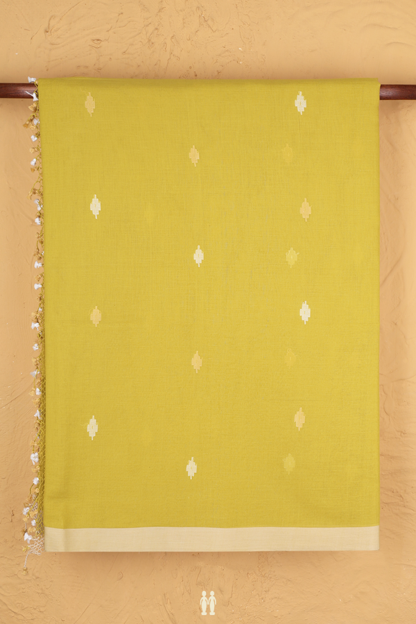 Bengal Cotton Saree In Pear Green With Threadwork Buttas