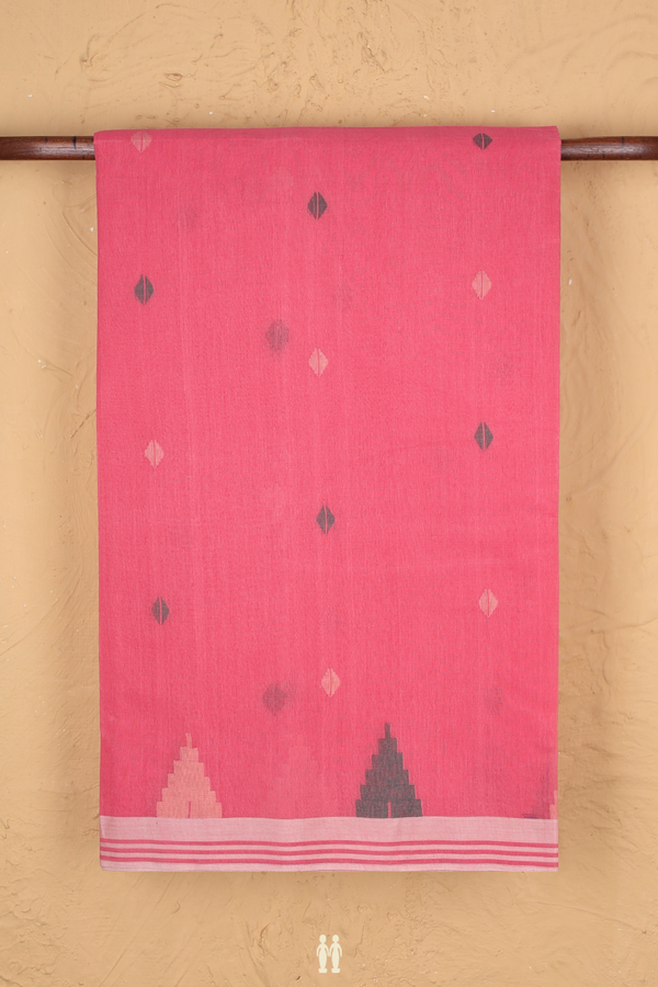 Bengal Cotton Saree In Pink With Threadwork Buttas