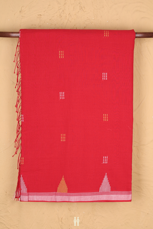 Bengal Cotton Saree In Red With Threadwork Buttas
