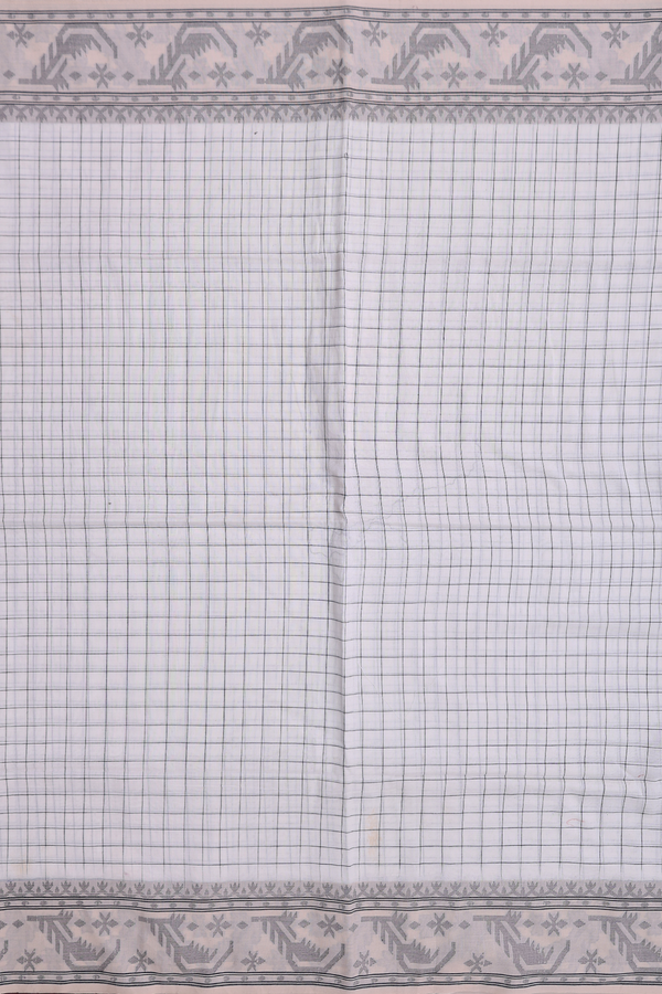 Bengal Cotton Saree In White With Checks Design