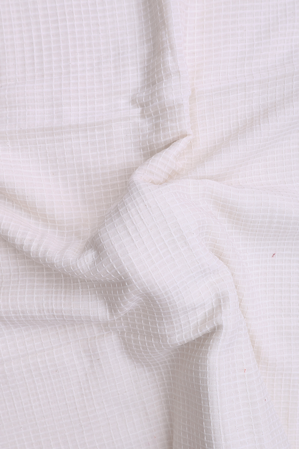 Bengal Cotton Saree In White With Checks Design