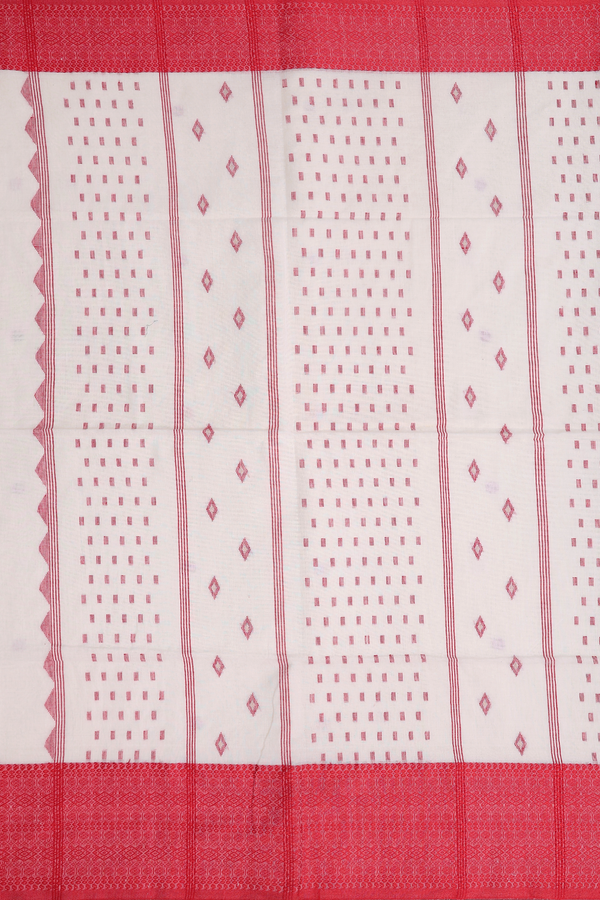 Bengal Cotton Saree In White With Floral Buttas