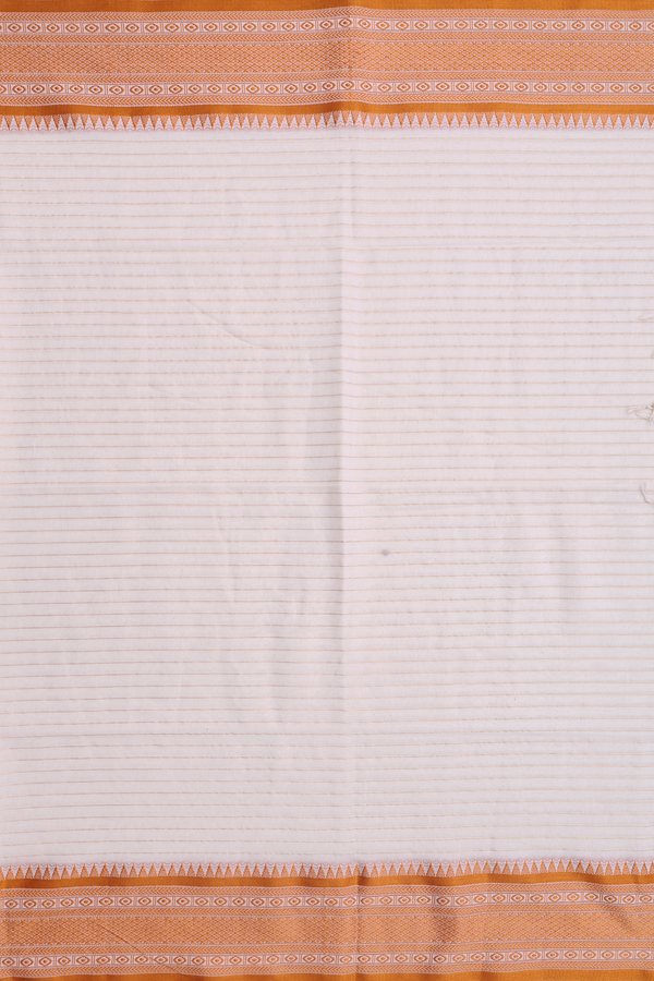 Bengal Cotton Saree In White With Stripes Design