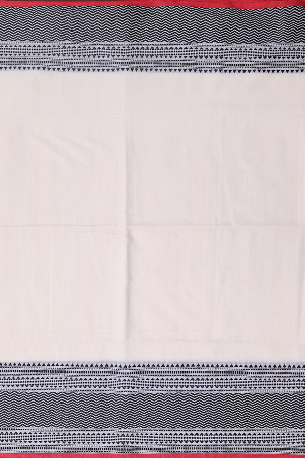Bengal Cotton Saree In White With Threadwork Border