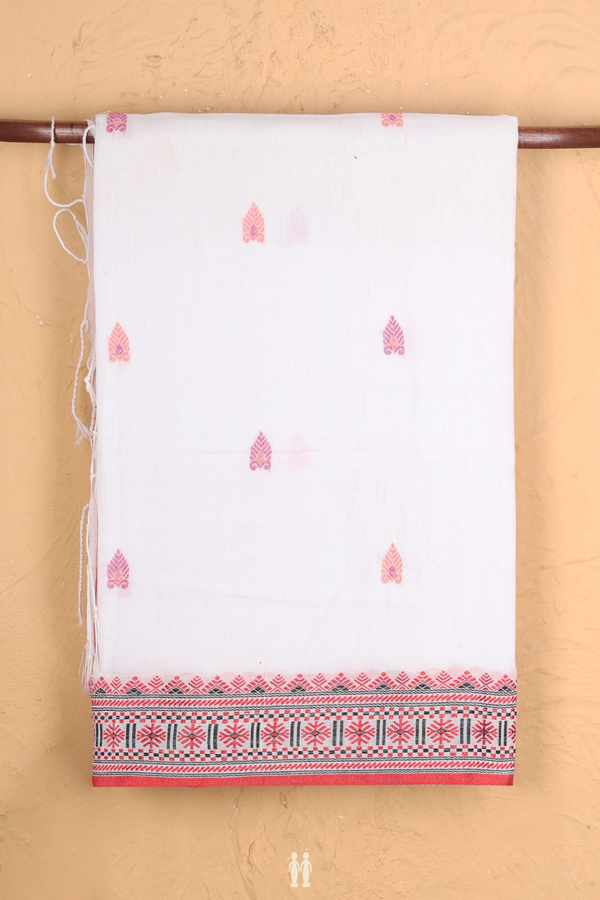 Bengal Cotton Saree In White With Threadwork Buttas