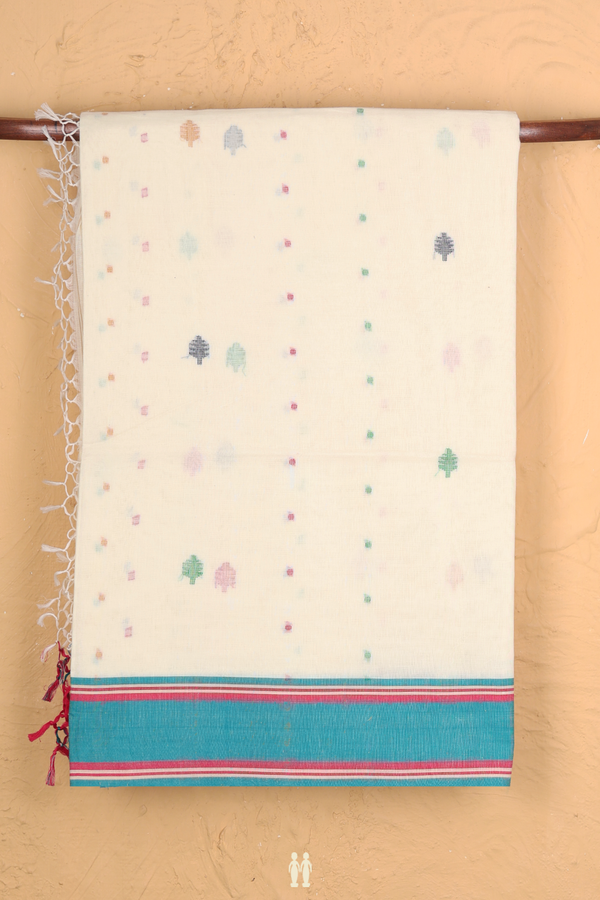 Bengal Cotton Saree In White With Allover Design