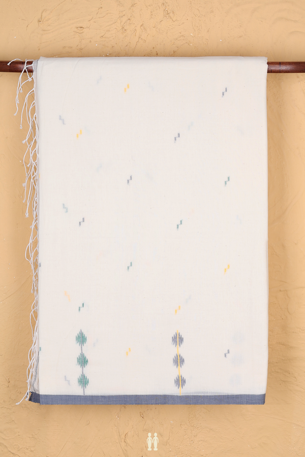 Bengal Cotton Saree In White With Threadwork Buttas