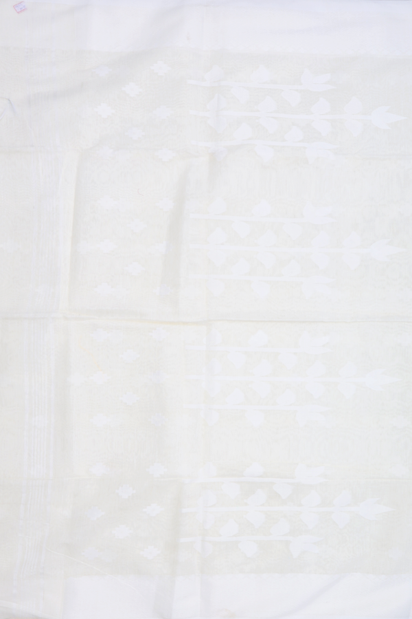 Bengal Cotton Saree In White With Threadwork Buttas