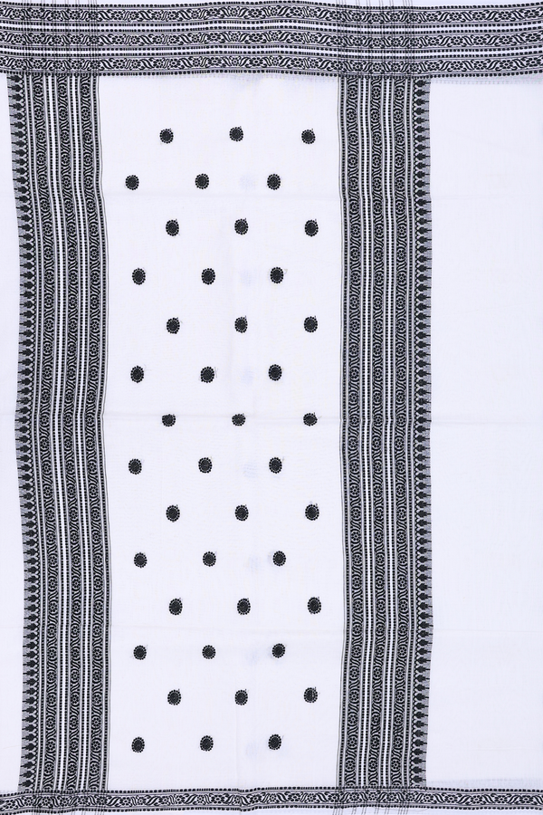 Bengal Cotton Saree In White With Threadwork Buttas