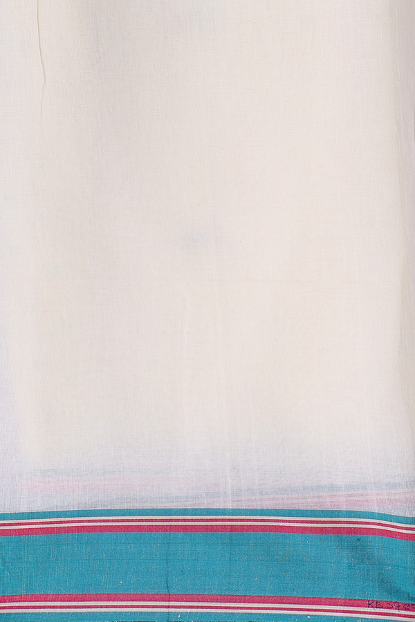 Bengal Cotton Saree In White With Allover Design