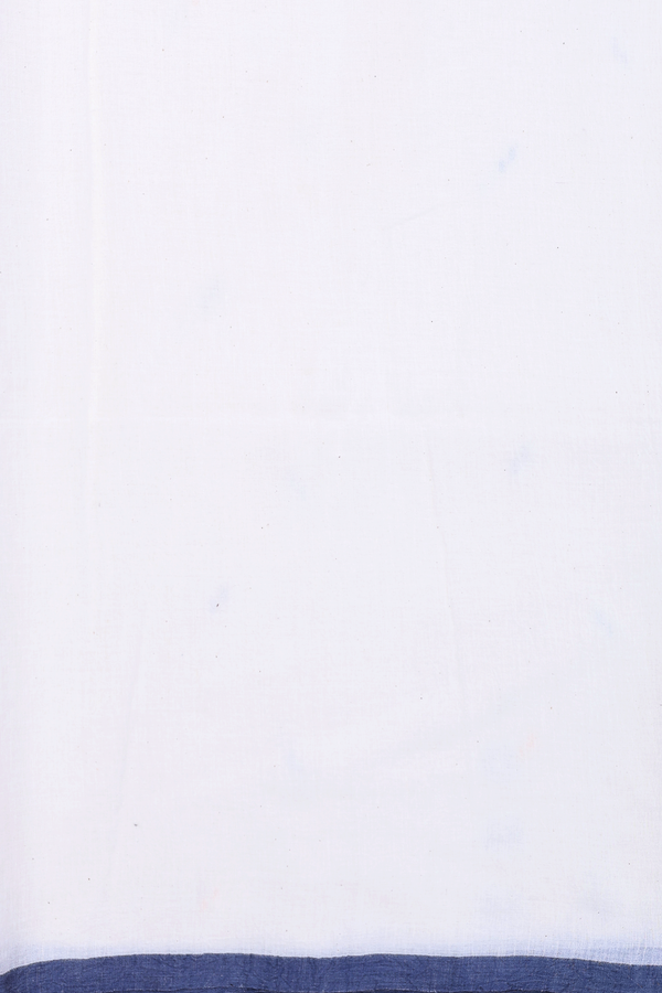 Bengal Cotton Saree In White With Threadwork Buttas