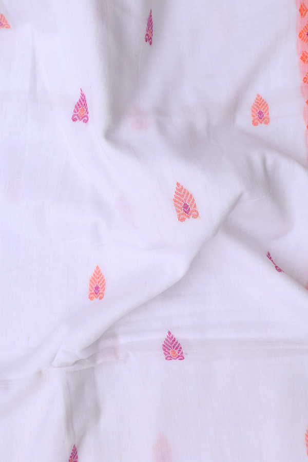 Bengal Cotton Saree In White With Threadwork Buttas